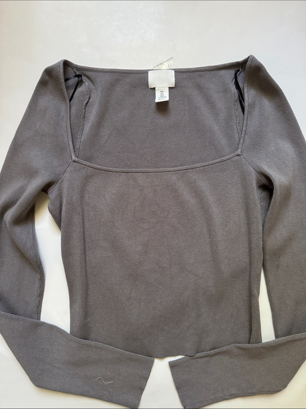 H&M Gray Square-Neck Long Sleeve Top